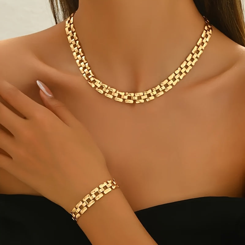 Women's Necklaces — SQUARE